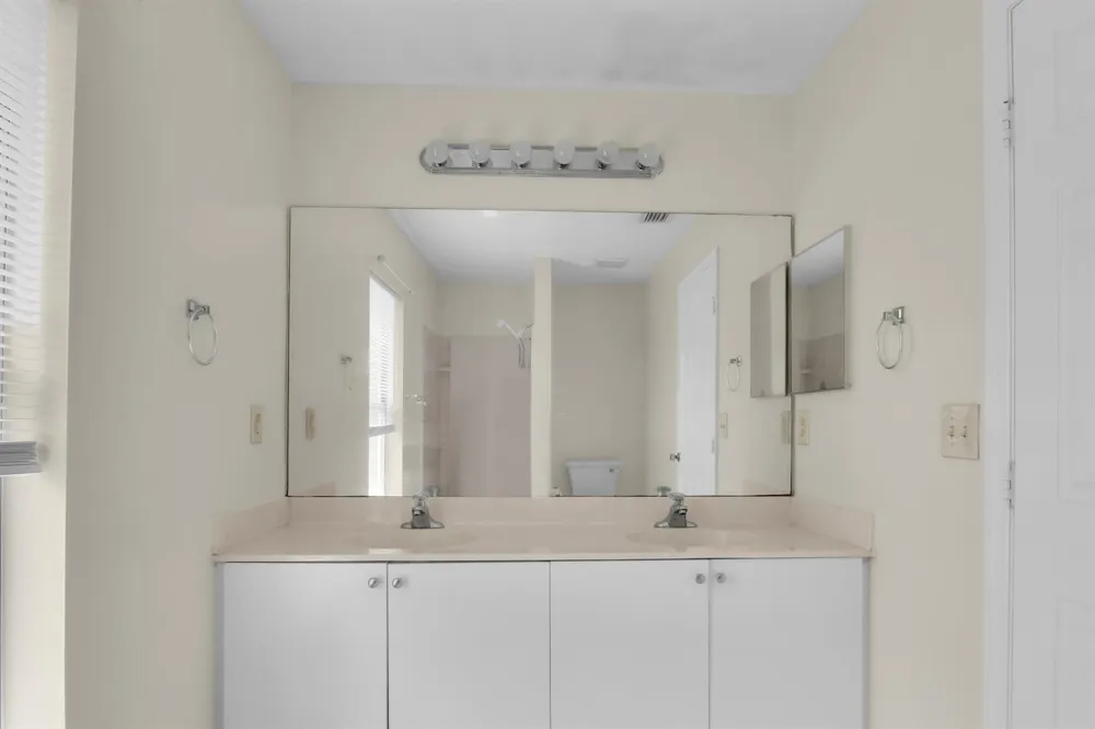 1931 SW FEARS AVENUE Port St. Lucie, FL 34953