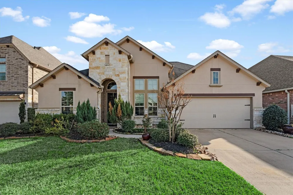 20131 Cascading Falls Boulevard Cypress, TX 77433