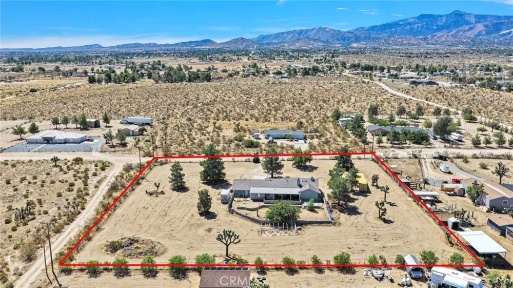 4374 Sunset Phelan, CA 92371