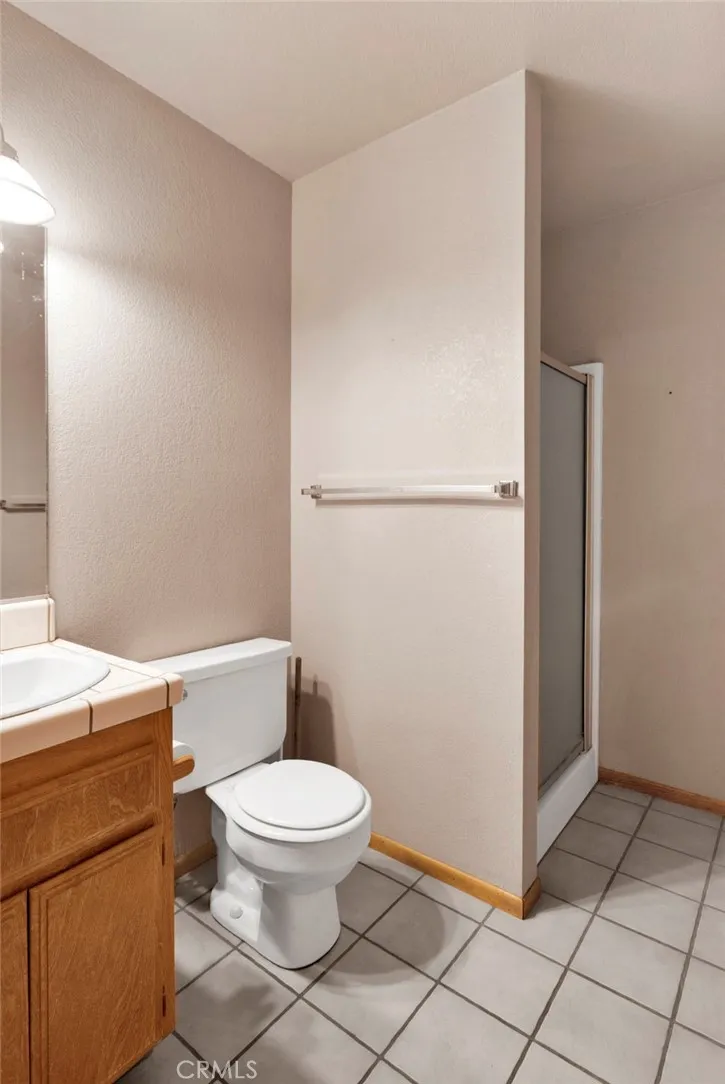 4374 Sunset Phelan, CA 92371