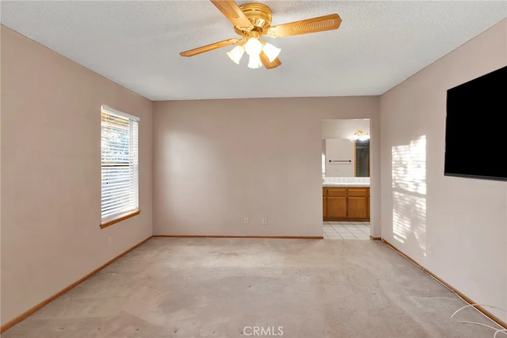 4374 Sunset Phelan, CA 92371