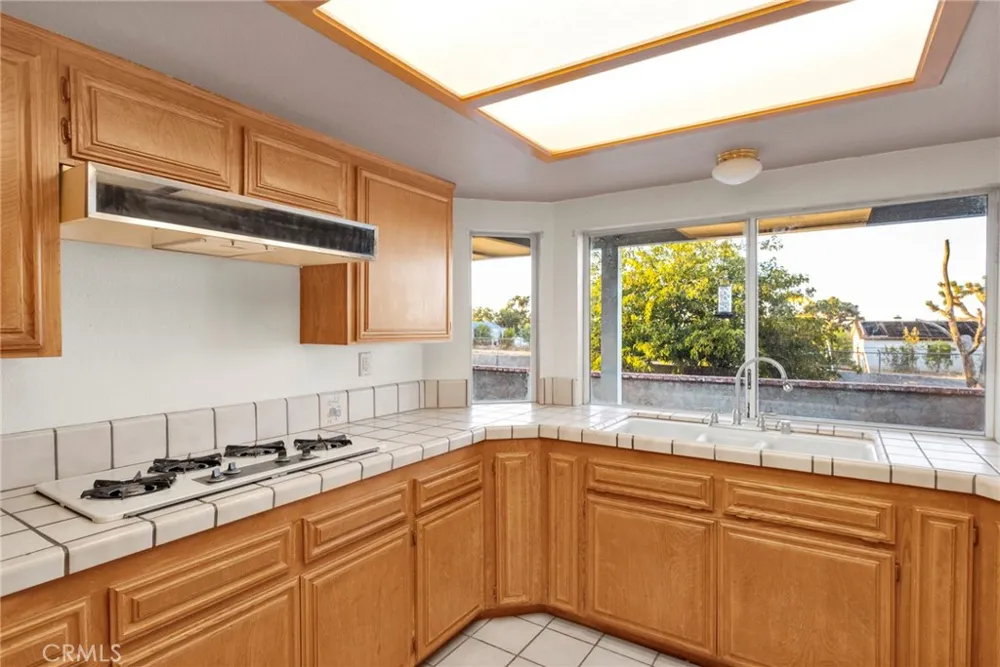 4374 Sunset Phelan, CA 92371