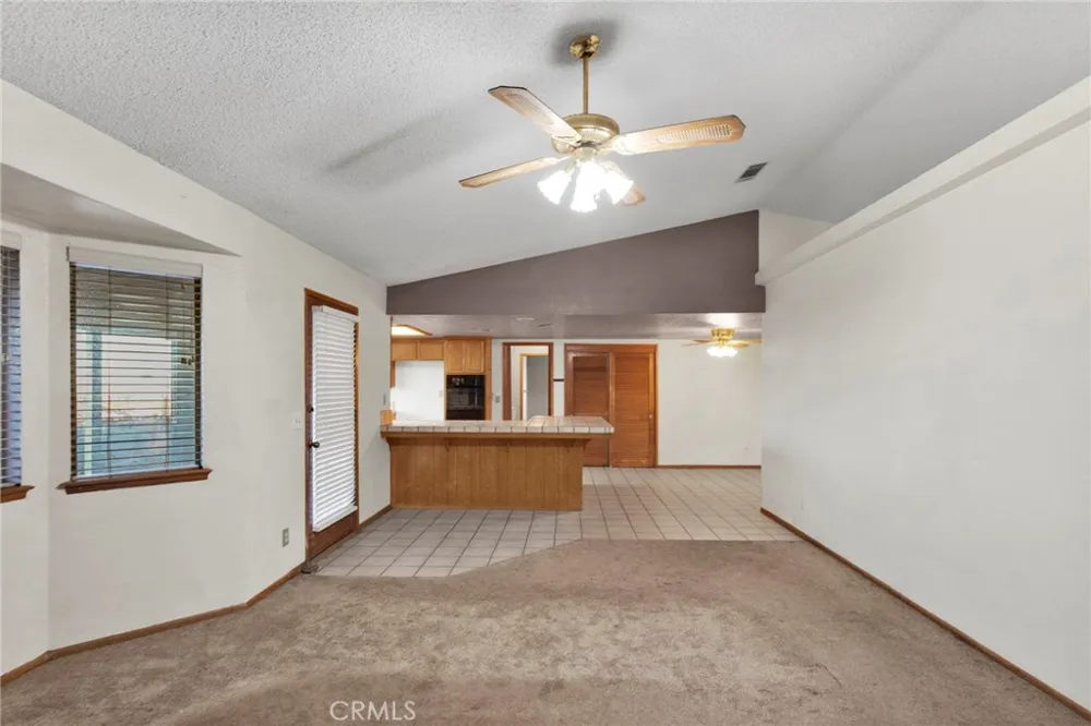 4374 Sunset Phelan, CA 92371