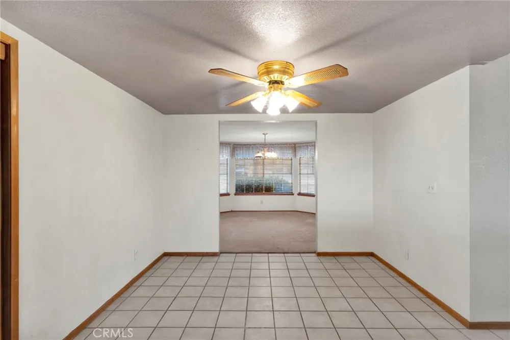 4374 Sunset Phelan, CA 92371