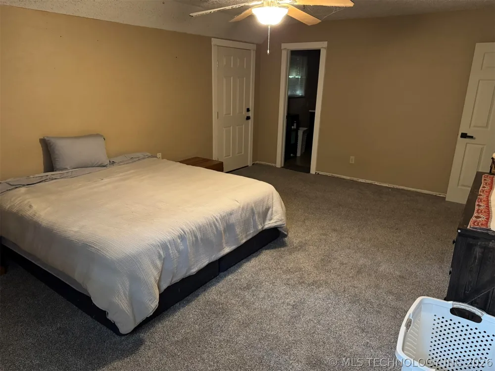 23926 E 135th Street S Coweta, OK 74429