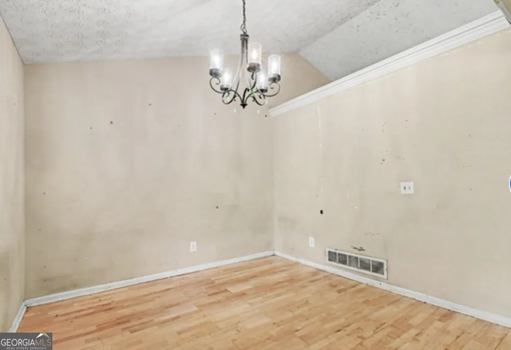 24 NW Amberidge DR NW Cartersville, GA 30121