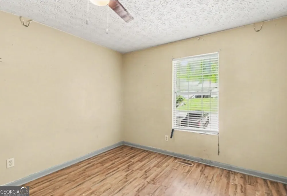 24 NW Amberidge DR NW Cartersville, GA 30121