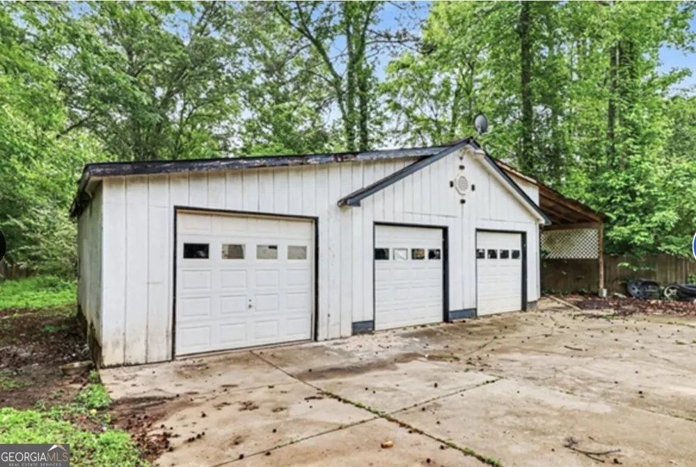 24 NW Amberidge DR NW Cartersville, GA 30121