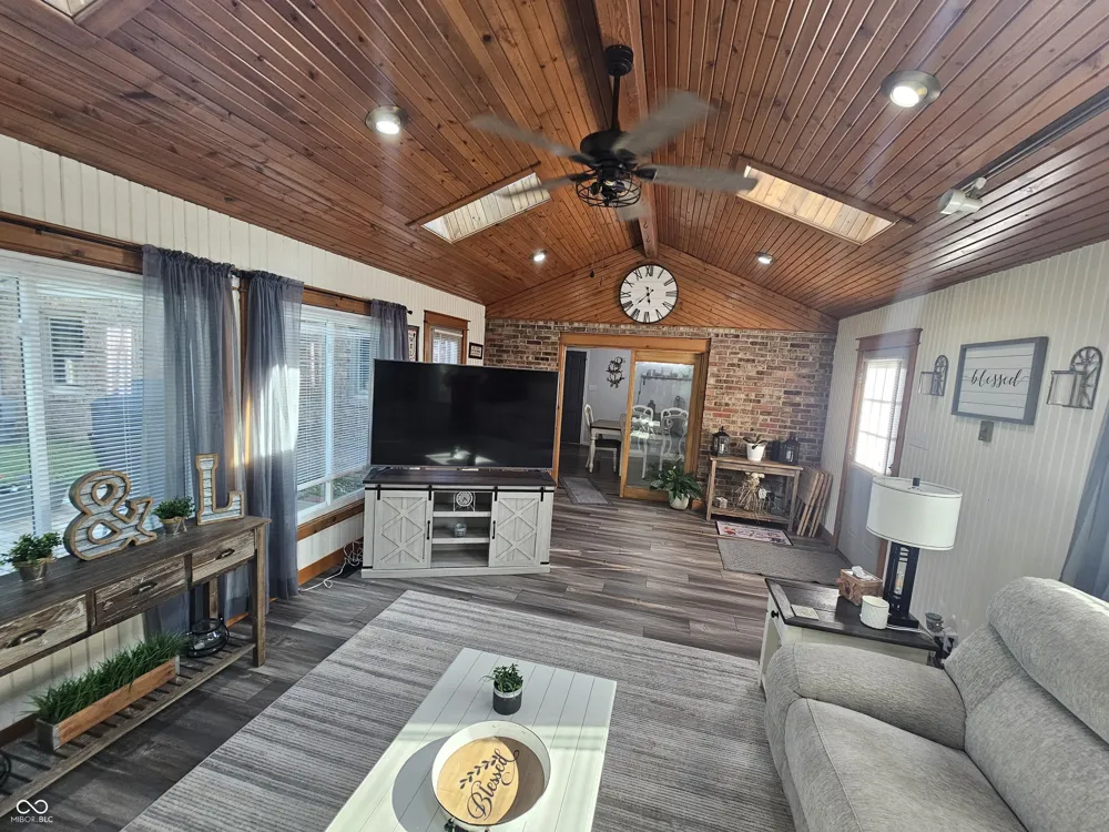 4616 Greenhill Way Anderson, IN 46012