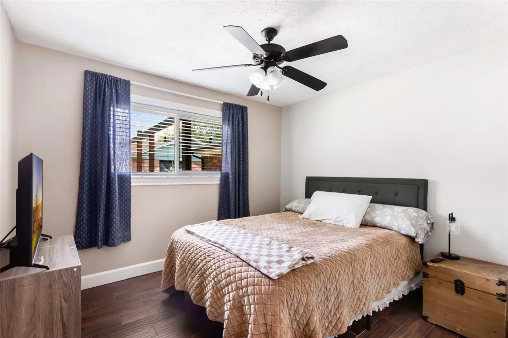 2543 Fountain View Street New Caney, TX 77357