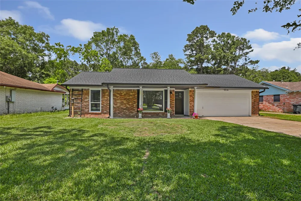 2543 Fountain View Street New Caney, TX 77357
