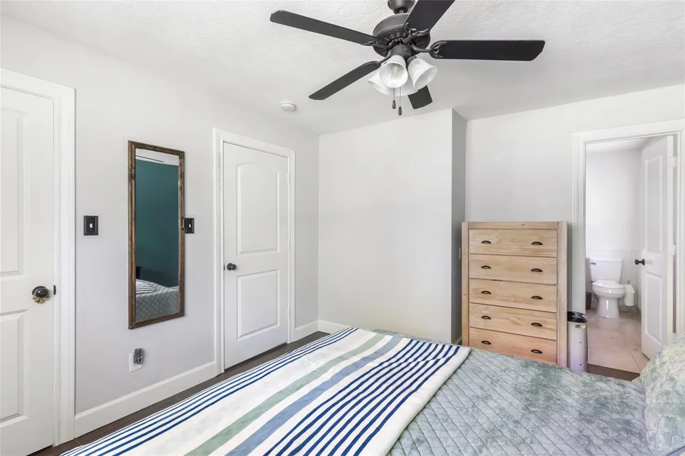 2543 Fountain View Street New Caney, TX 77357
