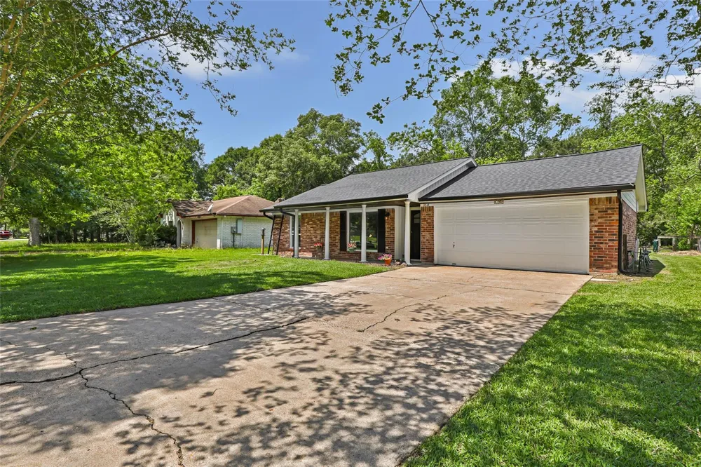 2543 Fountain View Street New Caney, TX 77357