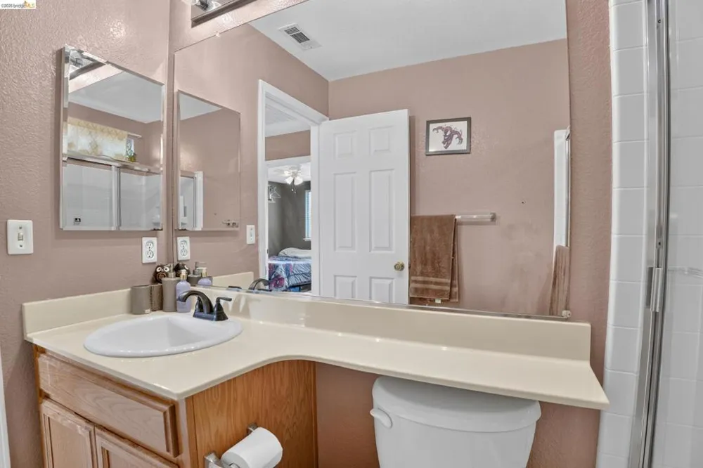 4148 Meadow Lake St Antioch, CA 94531