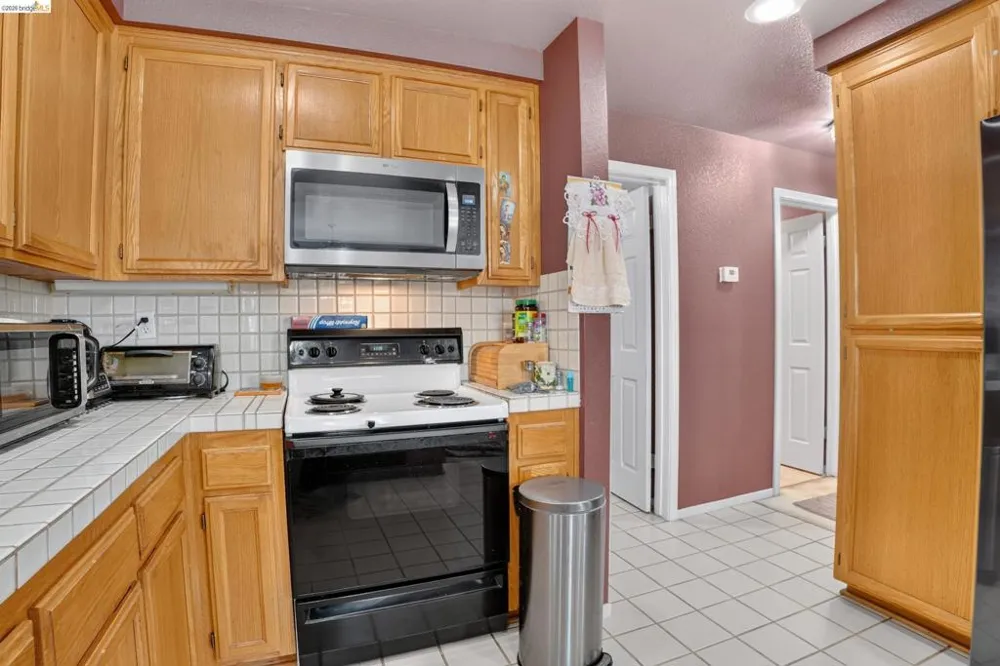 4148 Meadow Lake St Antioch, CA 94531