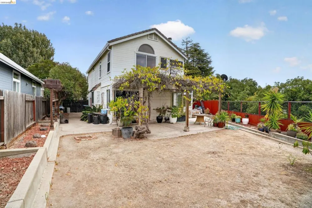 4148 Meadow Lake St Antioch, CA 94531