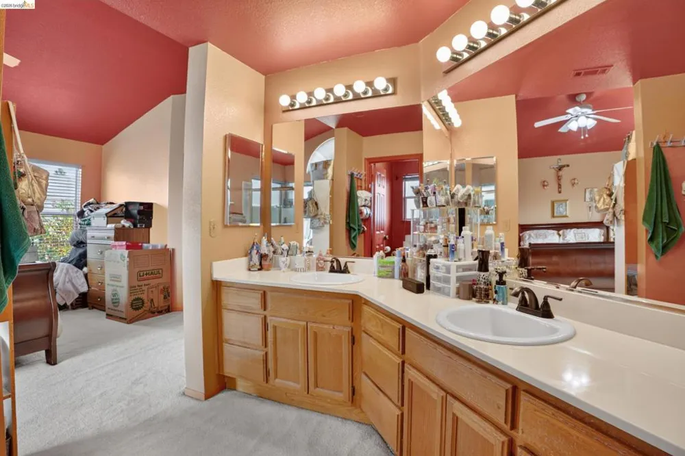 4148 Meadow Lake St Antioch, CA 94531