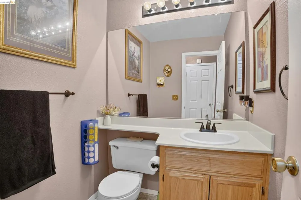4148 Meadow Lake St Antioch, CA 94531