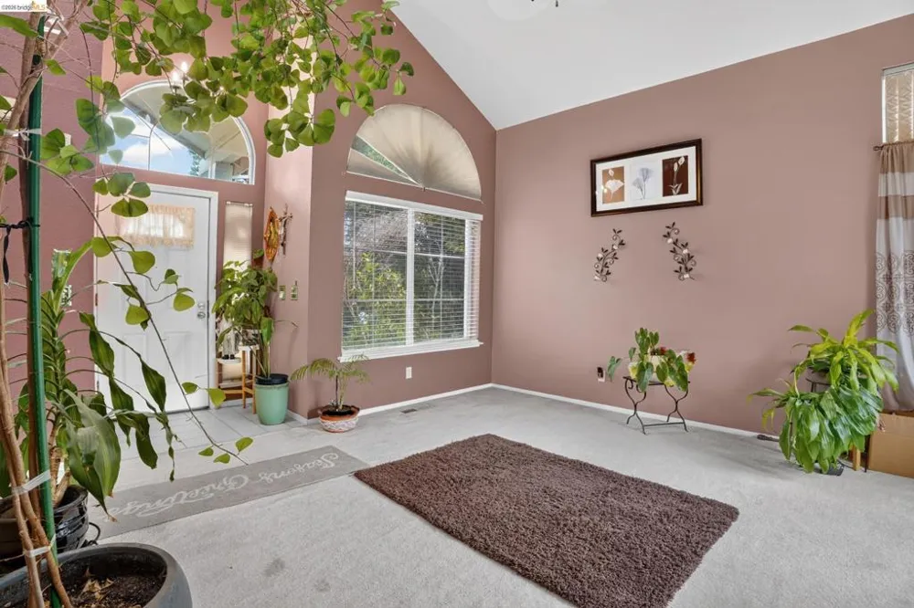 4148 Meadow Lake St Antioch, CA 94531