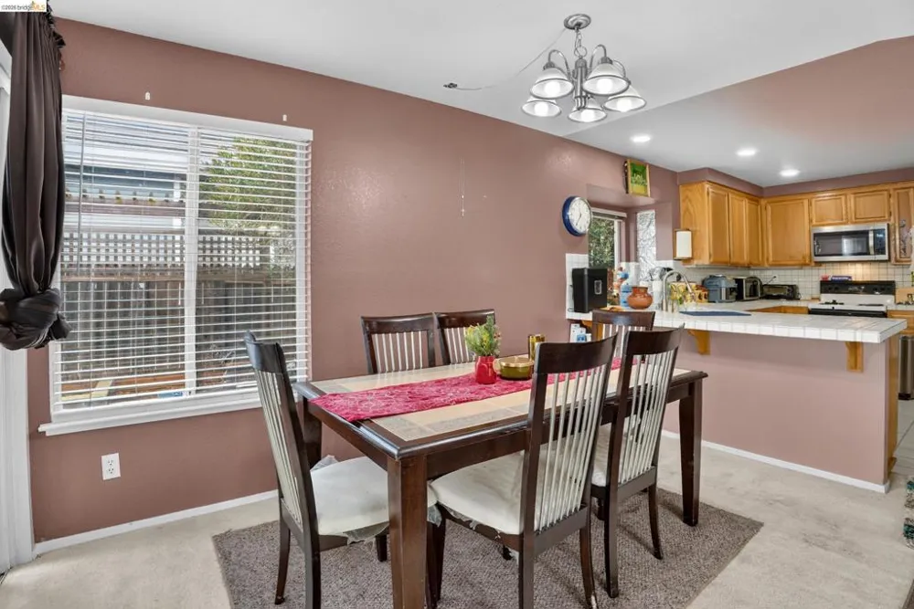 4148 Meadow Lake St Antioch, CA 94531