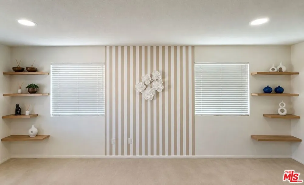 13033 Mesa Verde Way Los Angeles, CA 91342