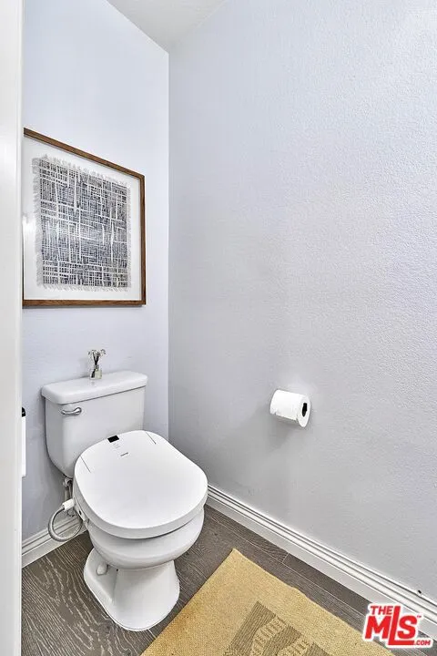 13033 Mesa Verde Way Los Angeles, CA 91342