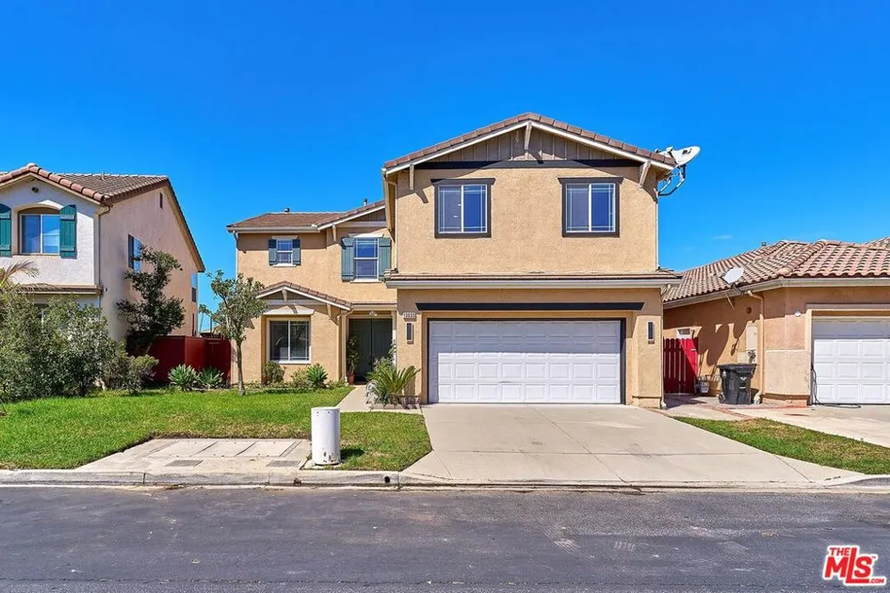 13033 Mesa Verde Way Los Angeles, CA 91342