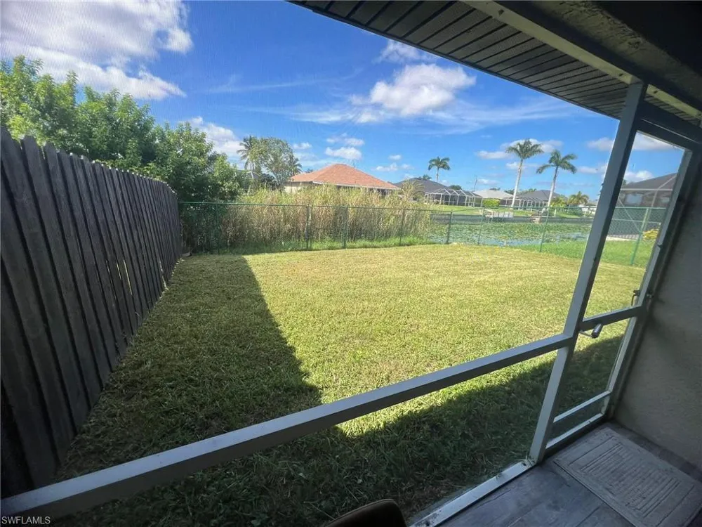 2038 NE 6th Street Cape Coral, FL 33909