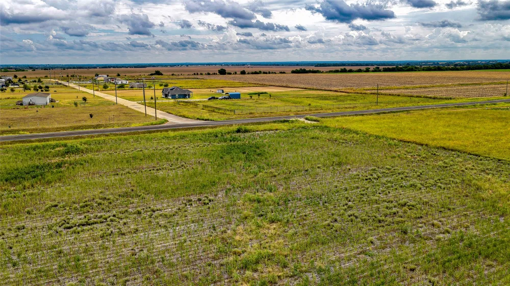 FM 3061 #B Thorndale, TX 76577