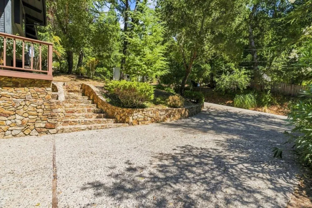 15891 Forest Hill Drive Boulder Creek, CA 95006