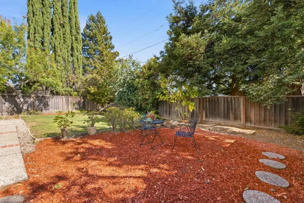 1128 Kentwood Avenue Cupertino, CA 95014