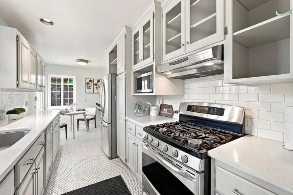 2347 Warburton Avenue Santa Clara, CA 95050