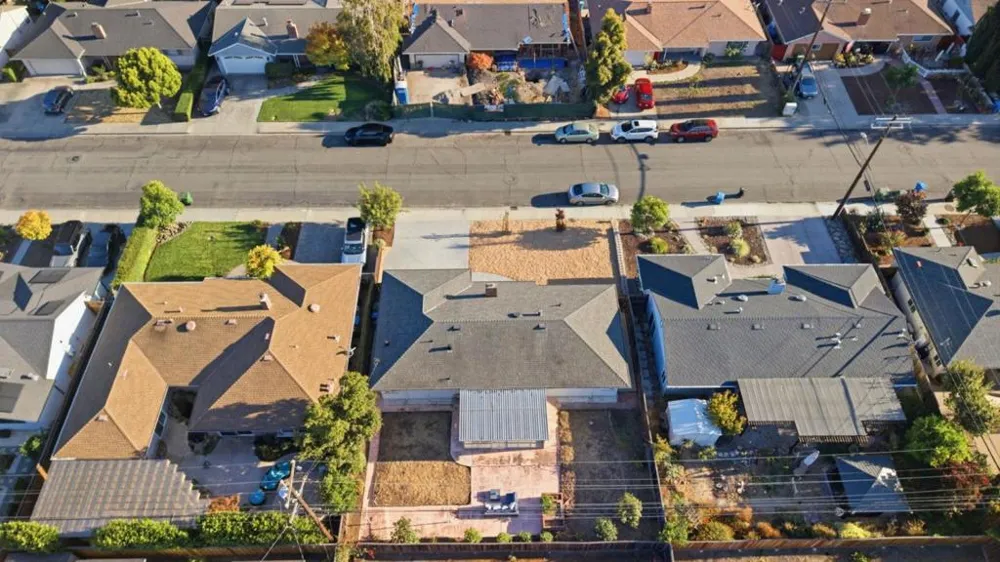 2347 Warburton Avenue Santa Clara, CA 95050