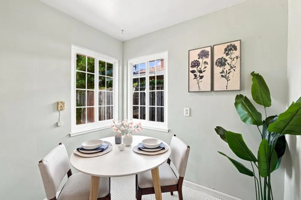 2347 Warburton Avenue Santa Clara, CA 95050
