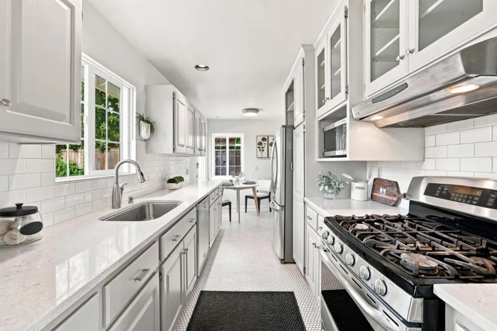 2347 Warburton Avenue Santa Clara, CA 95050