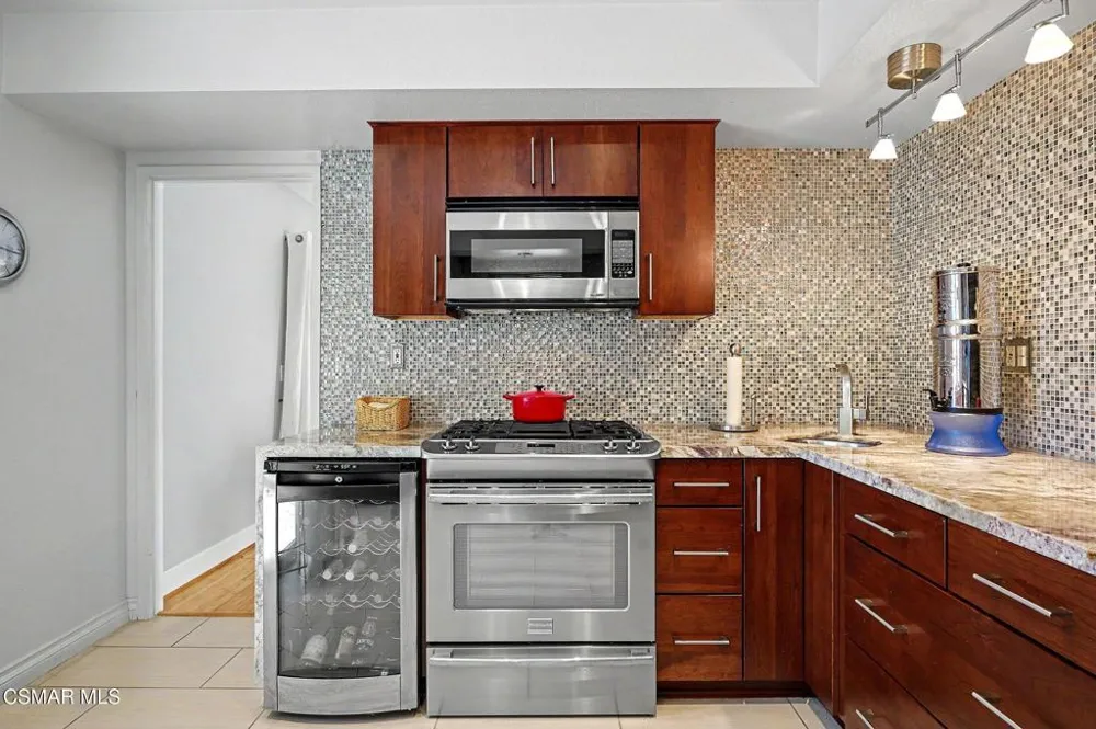 3104 Saffron Circle Thousand Oaks, CA 91360