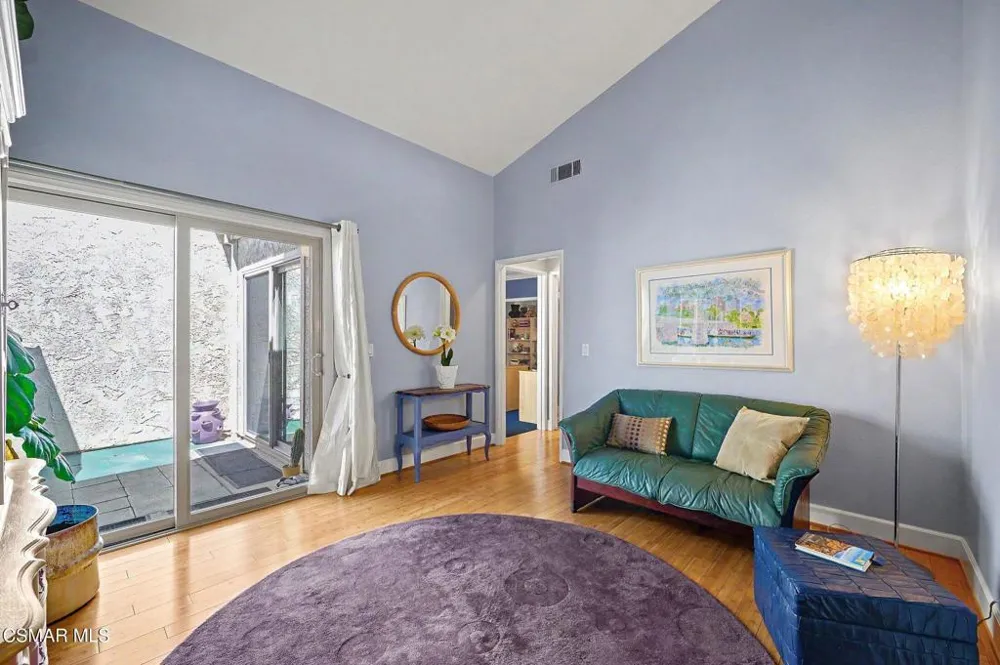3104 Saffron Circle Thousand Oaks, CA 91360