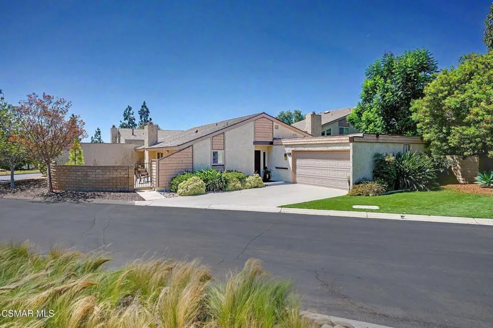 3104 Saffron Circle Thousand Oaks, CA 91360