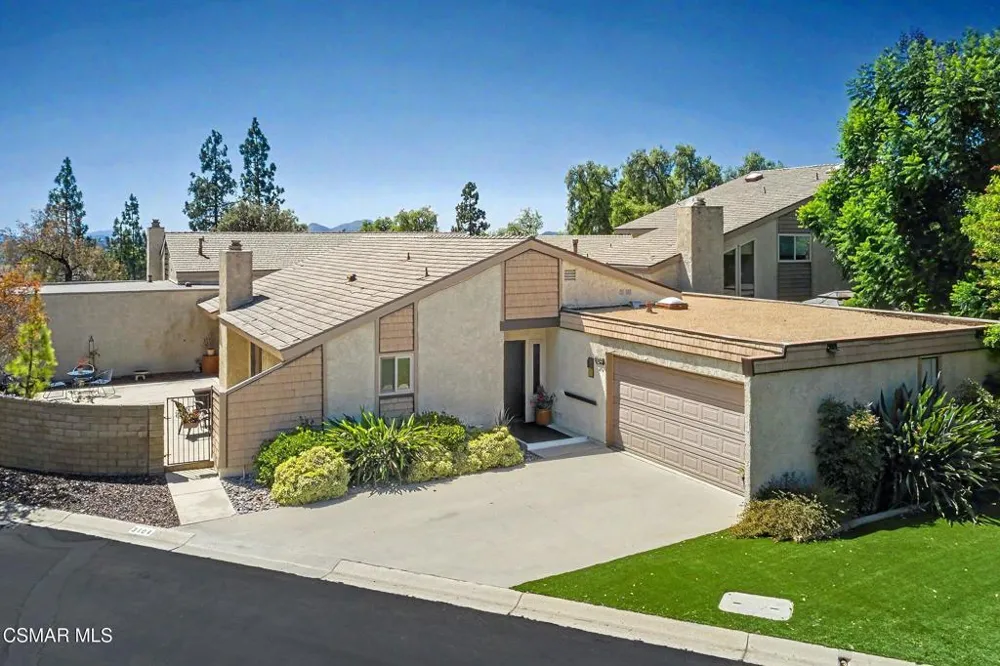 3104 Saffron Circle Thousand Oaks, CA 91360