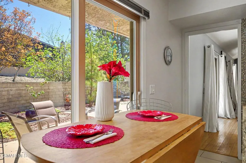 3104 Saffron Circle Thousand Oaks, CA 91360