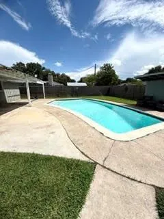 12607 C Bar Circle Santa Fe, TX 77510