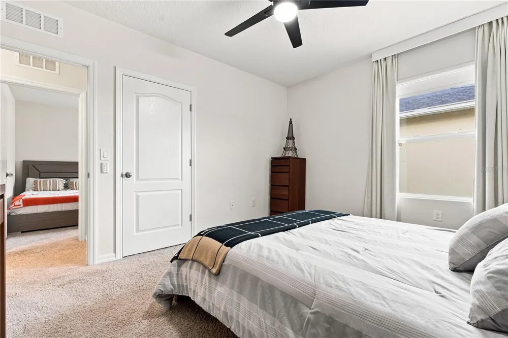 5378 CEDAR POINT WAY Magnolia Square, FL 34771
