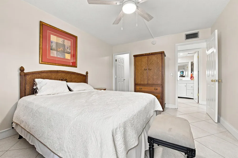 4 Flanders A Delray Beach, FL 33484