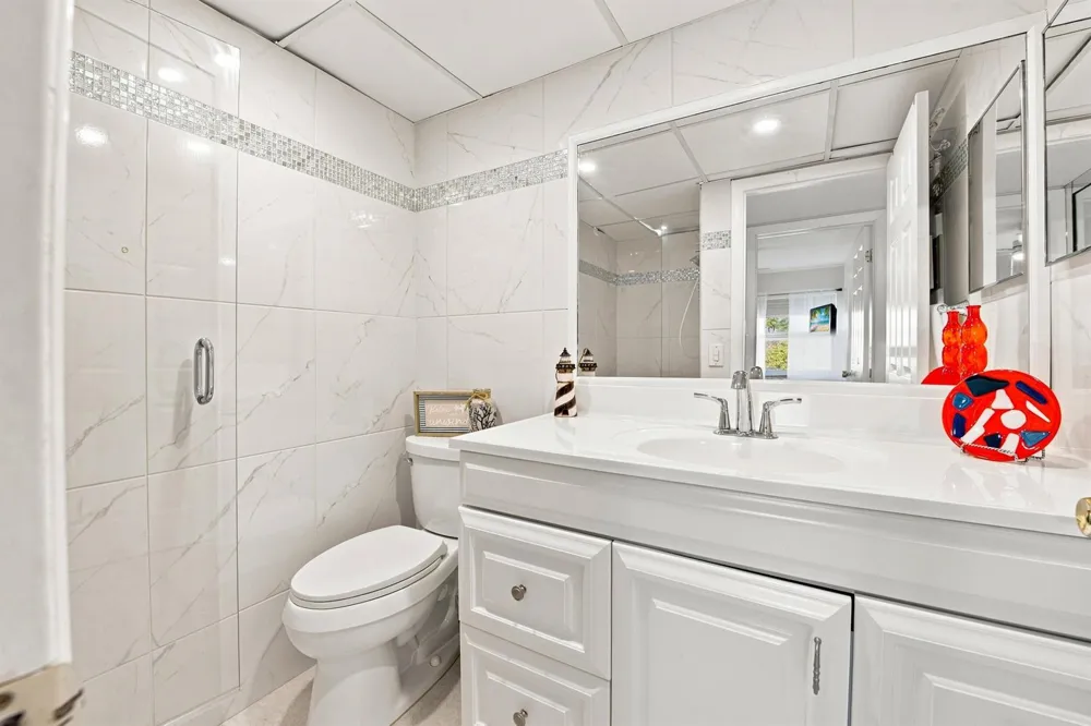 4 Flanders A Delray Beach, FL 33484
