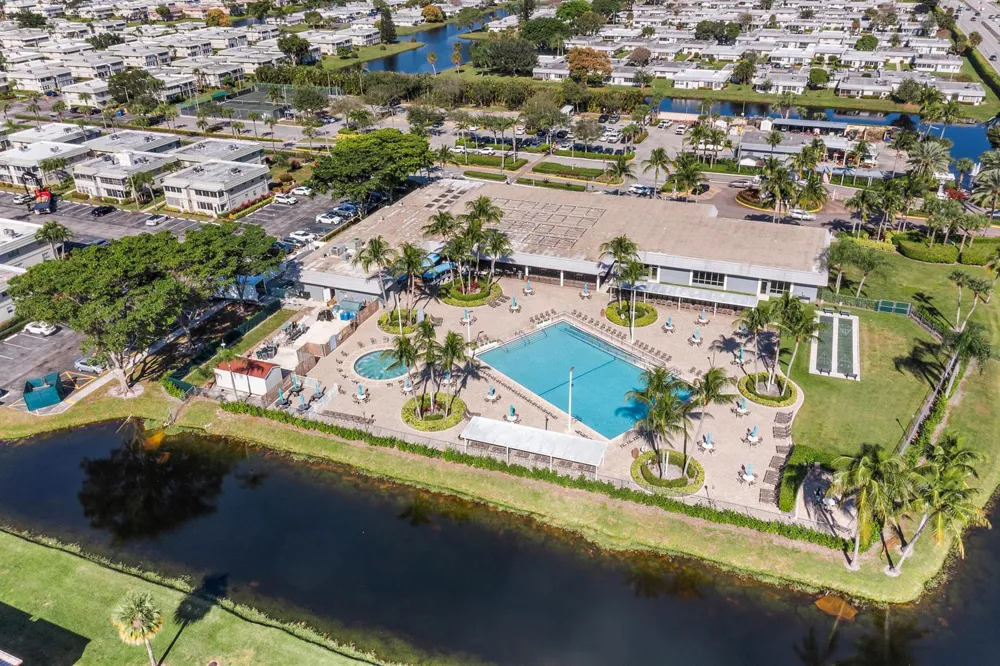 4 Flanders A Delray Beach, FL 33484