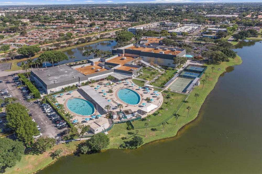 4 Flanders A Delray Beach, FL 33484