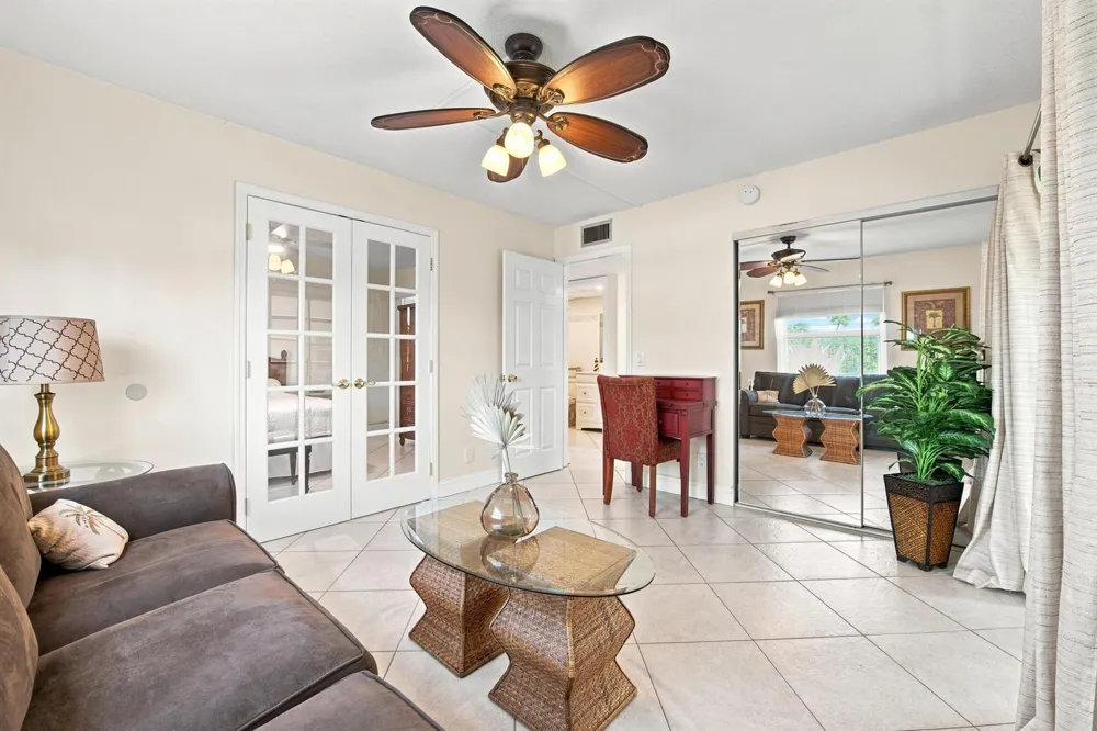 4 Flanders A Delray Beach, FL 33484