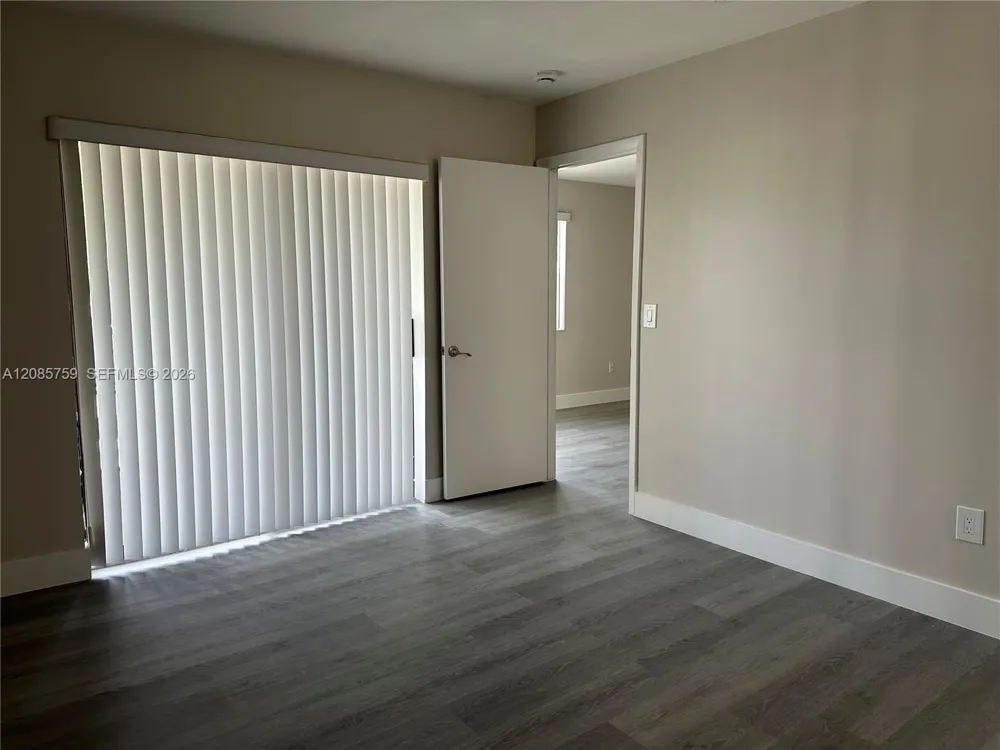 14909 SW 104th St #18-24 Miami, FL 33196