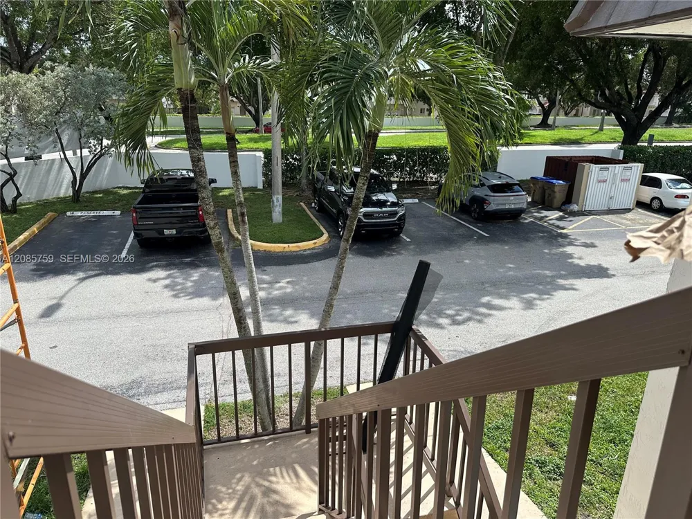 14909 SW 104th St #18-24 Miami, FL 33196