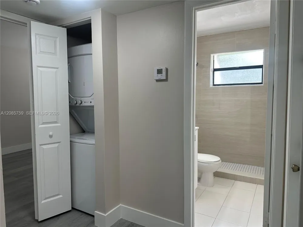 14909 SW 104th St #18-24 Miami, FL 33196